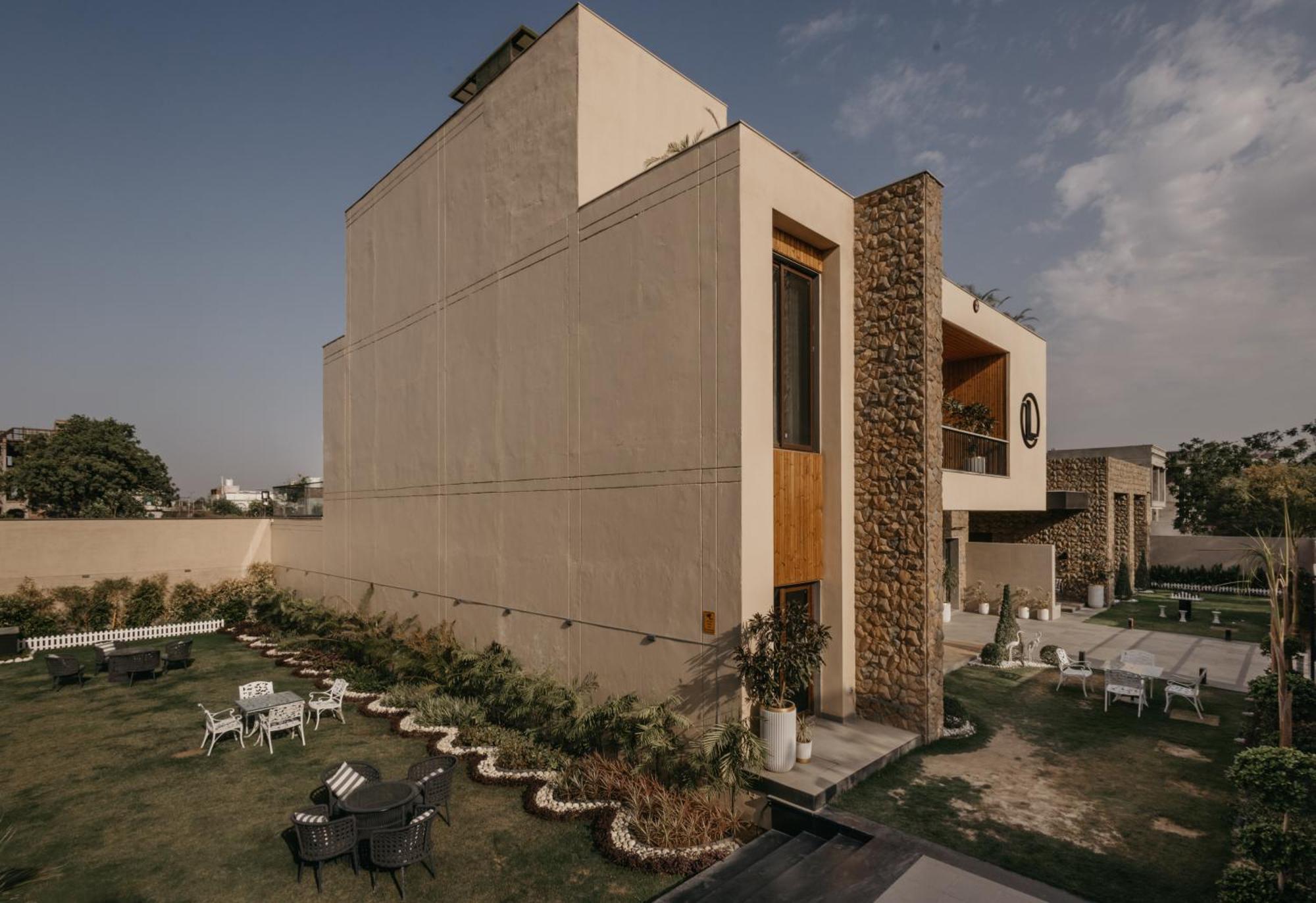 Hotel Luxury Lofts Amritsar Exterior foto