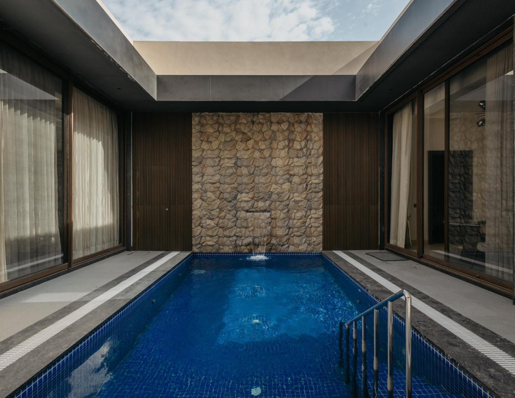 Hotel Luxury Lofts Amritsar Exterior foto
